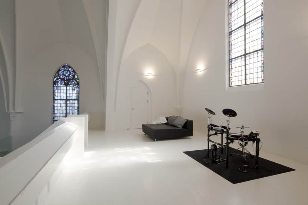 Residential Church XL by Zecc Architects Residential Church XL by Zecc Architects