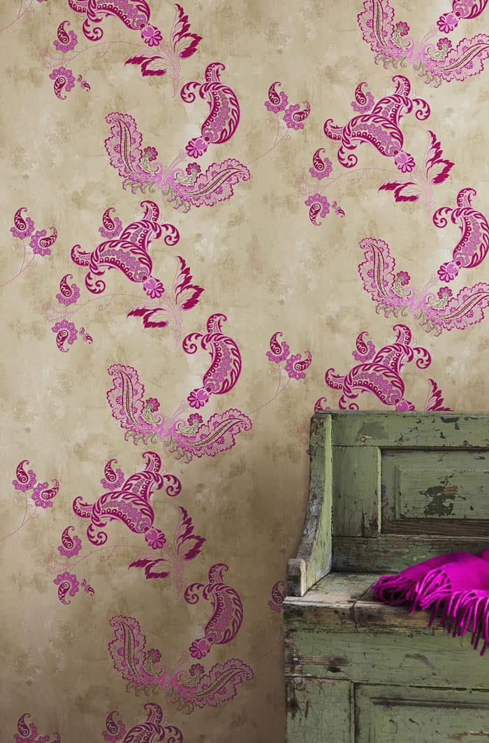 Barneby Gates Paisley Wallpaper in Hot Pink