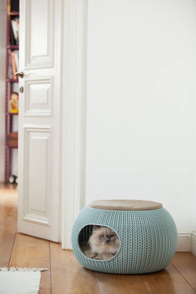 Cozy Designer Pet Home from the Knit collection by Curver - Image credit Daniel Lailah