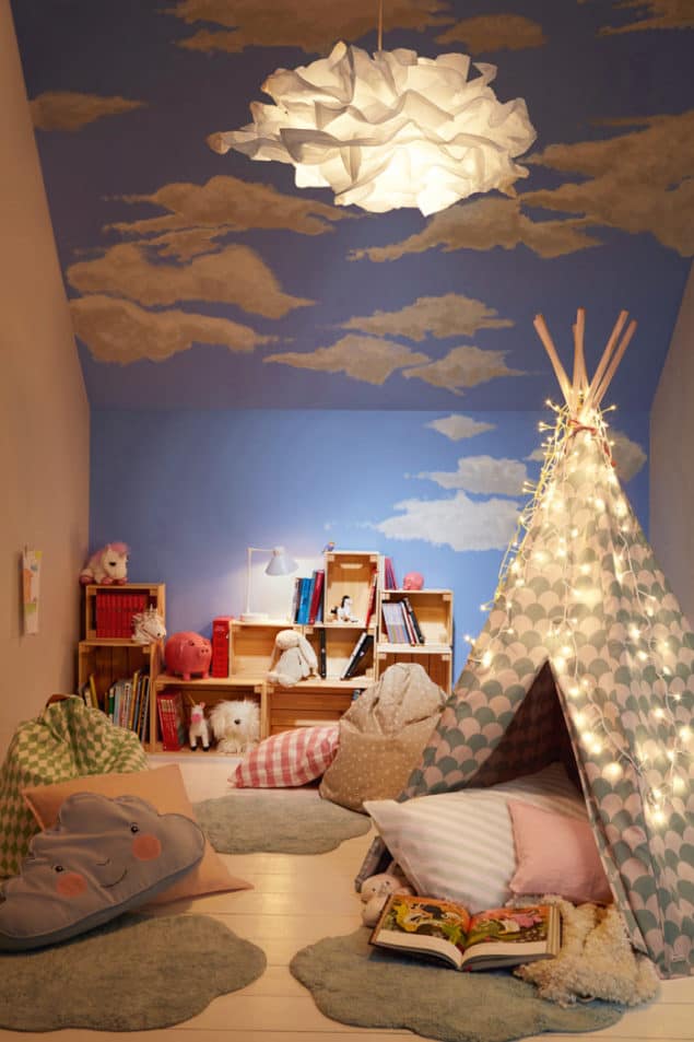 Paint manufacturer Dulux recently launched a kids' bedroom campaign to encourage parents to involve their children in the creative process when decorating their bedrooms. The result of the campaign was six creative designs for a child's bedroom that not only look fantastic but that aren't really even that difficult to create. 