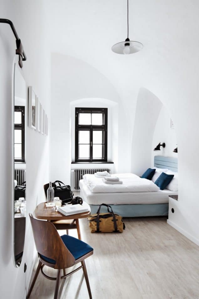 Design Hostel Long Story Short in the Czech Republic_Arc room_photo by Josef Kubicek