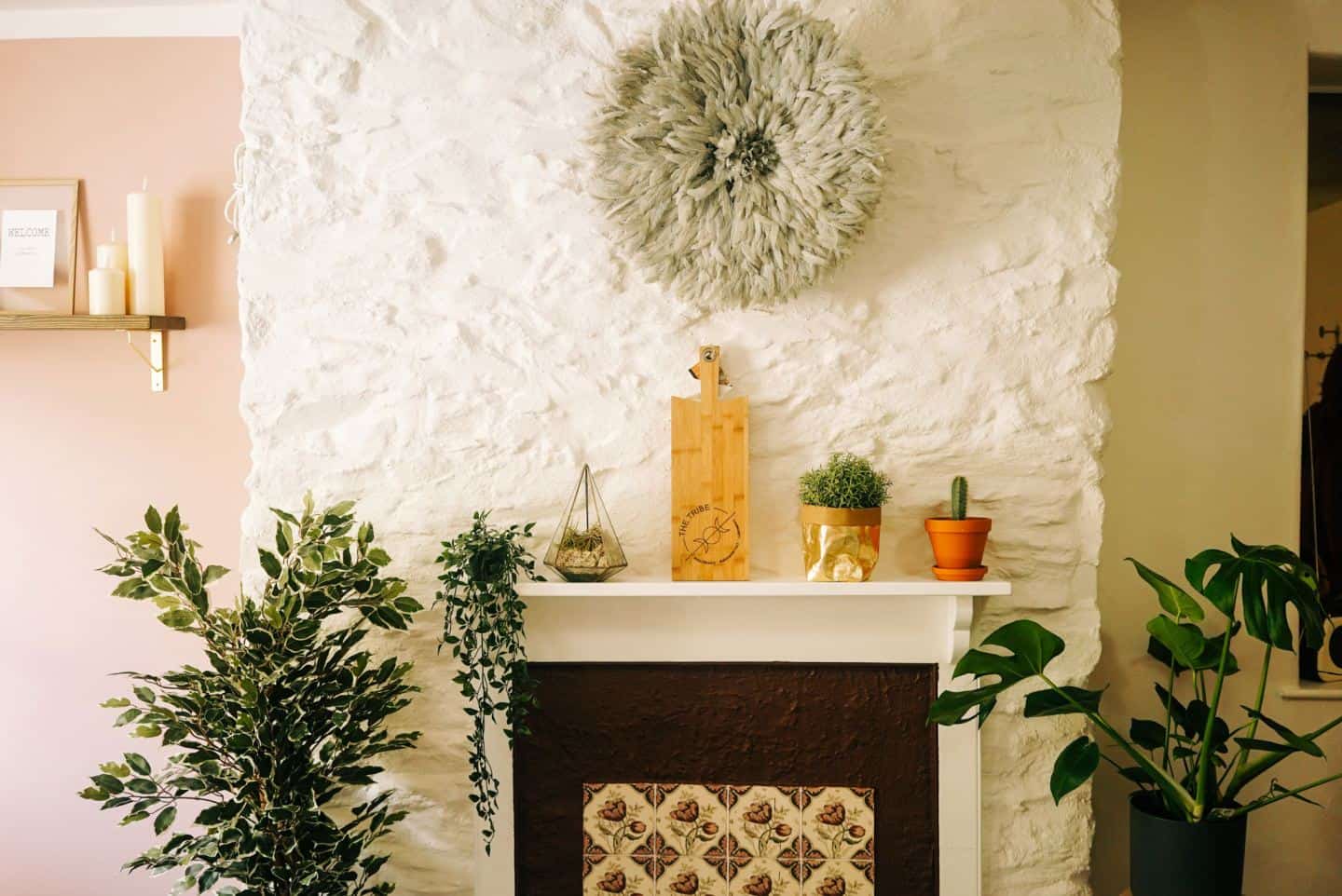 The fireplace and chimney brest at The Tribe, a coworking space in Totnes for female entrepreneurs 