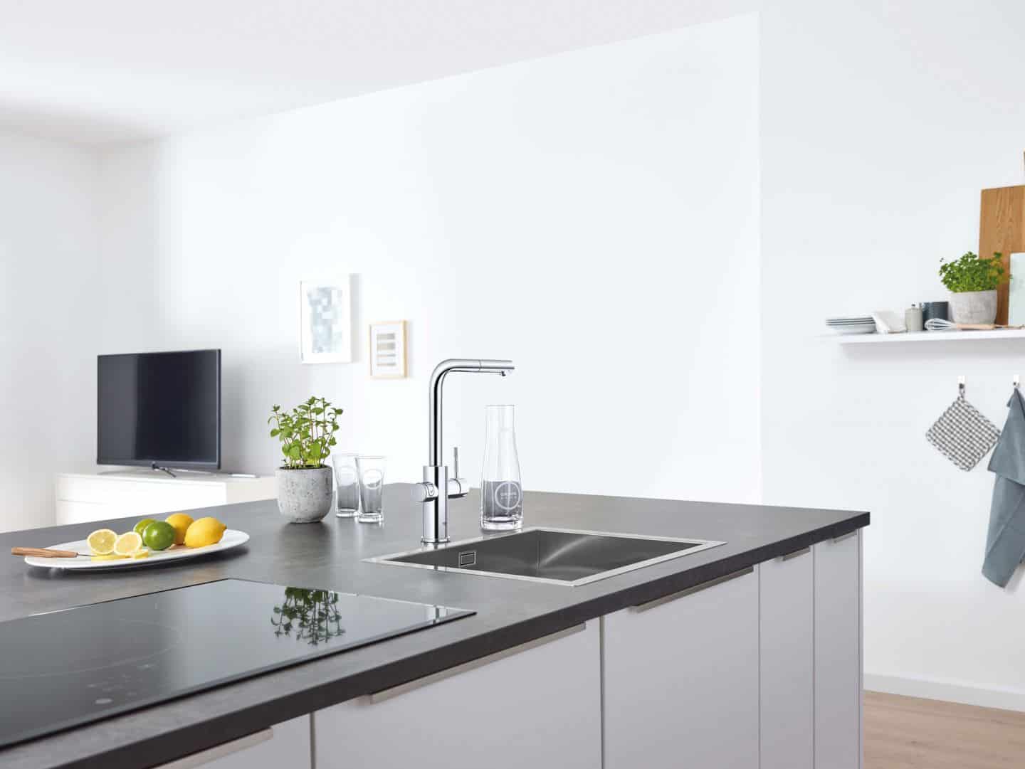 Kitchen design trends - filtered and sparling water tap by Grohe