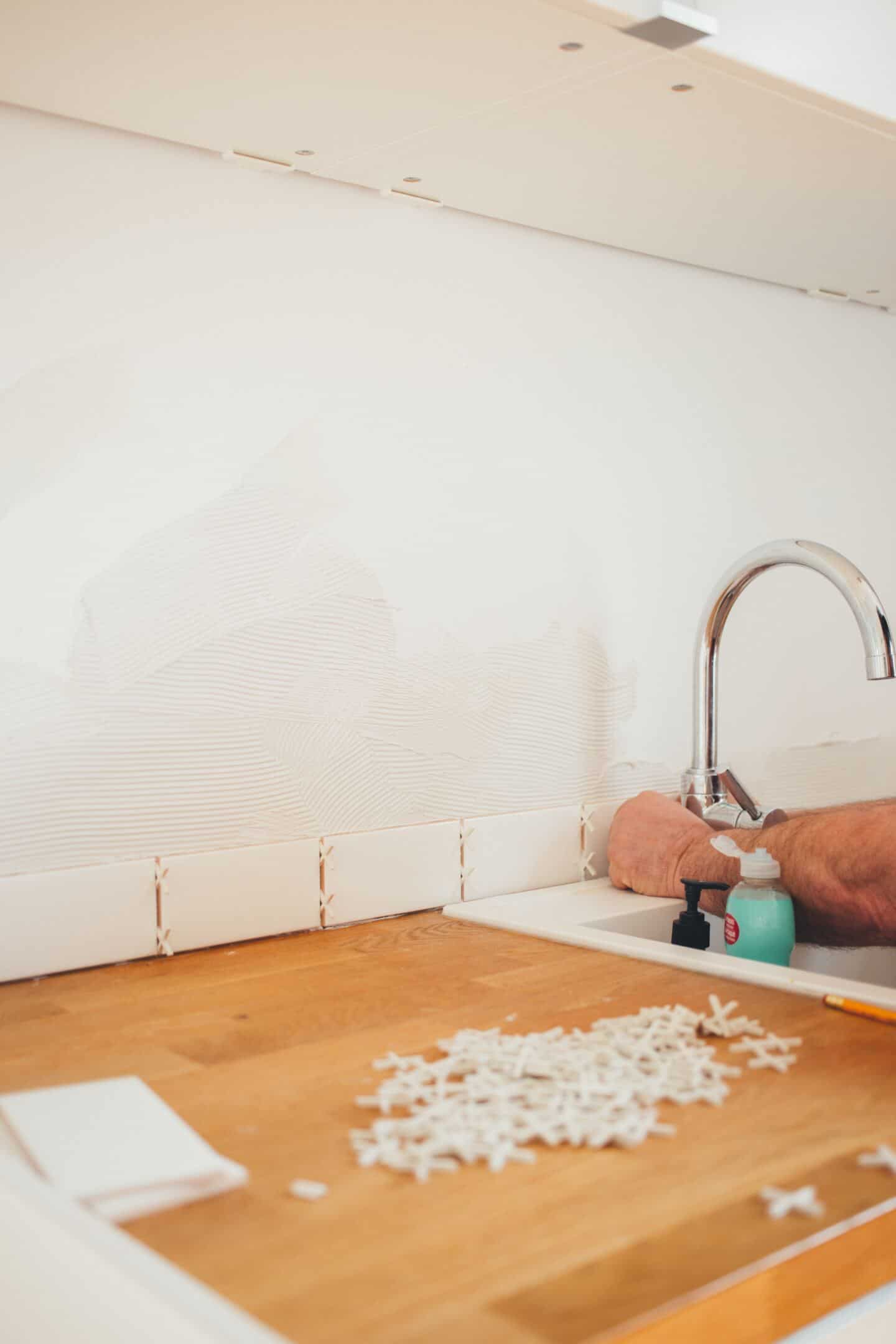 6 Easy Ways to Spruce Up Your Kitchen on a Budget - tile the kitchen backsplash