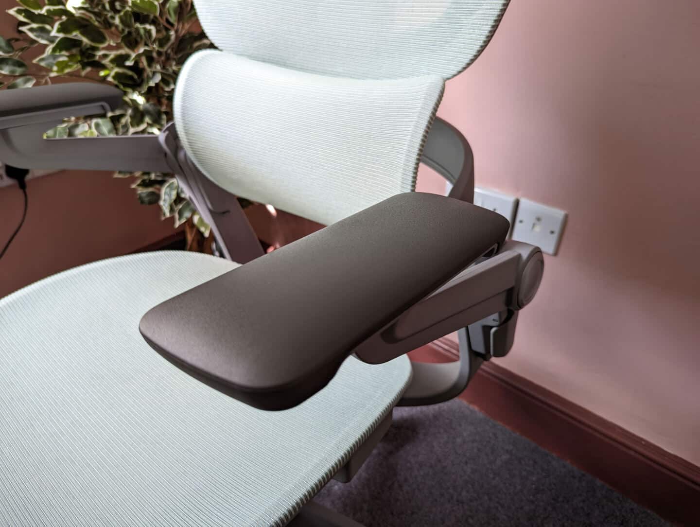 The armrest of the Hinomi H1 Pro Ergonomic Office Chair